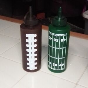 🌻5/$10 Source Unknown Football BBQ Sauce Bottles - Brown and Green